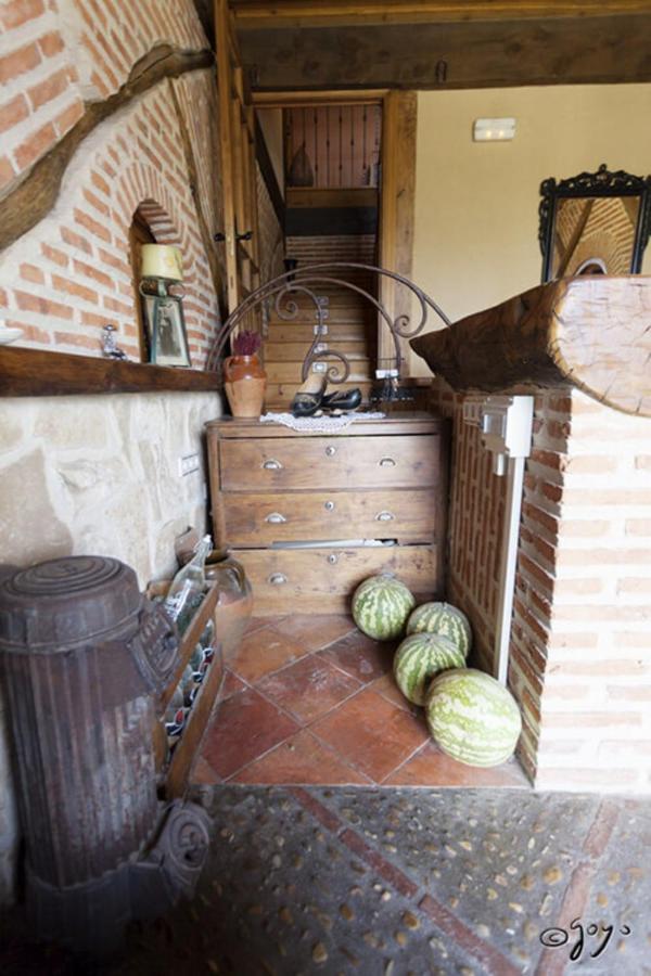 El Camino Real Guest House Villovela de Pirón Екстериор снимка